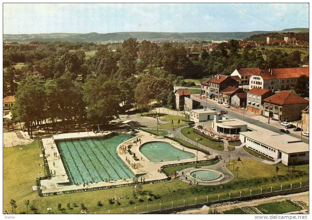 CREUTZWALD  -  La Piscine - Creutzwald