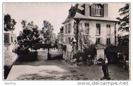 92 BAGNEUX - Maison Diocesaine De Recollection - La Cour D Entree - Bagneux