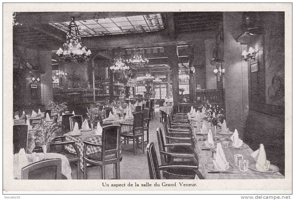 PARIS Restaurant Un Aspect De La Salle Du Grand Veneur - Arrondissement: 17