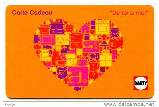 @+ Carte Cadeau - DARTY - 2010 - Carte N° 1. - Gift And Loyalty Cards