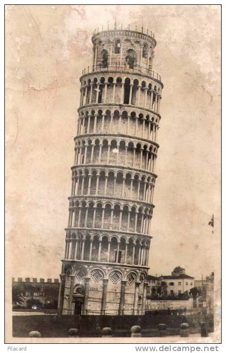 8759   Italia    Pisa  Campanile  (Torre  Pendente)   VG  1943 - Pisa