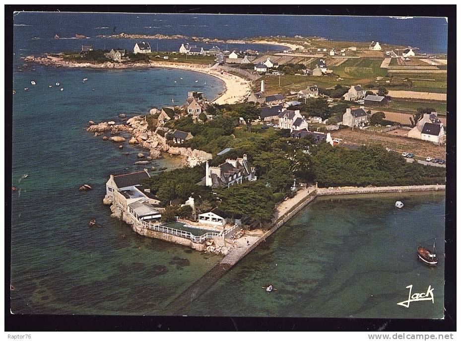 CPM  BRIGNOGAN PLAGE  L'Hôtel Castel Régis - Brignogan-Plage