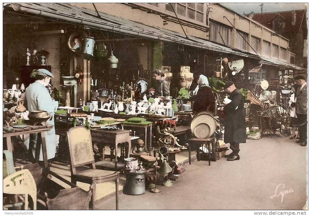 Paris - Métiers  Vendeurs Et Acheteurs Au Marché Aux Puces - Petits Métiers à Paris