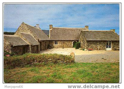 CPM De Plouguerneau   La Chaumière De Saint Cava 1983 - Plouguerneau