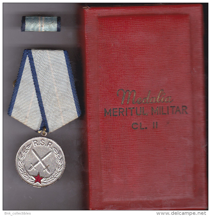 Romania "Military Merit Medal 2nd Class, RSR Variant" - Roumanie "Médaille Du Mérite Militaire De 2e Classe, RSR" - Andere & Zonder Classificatie