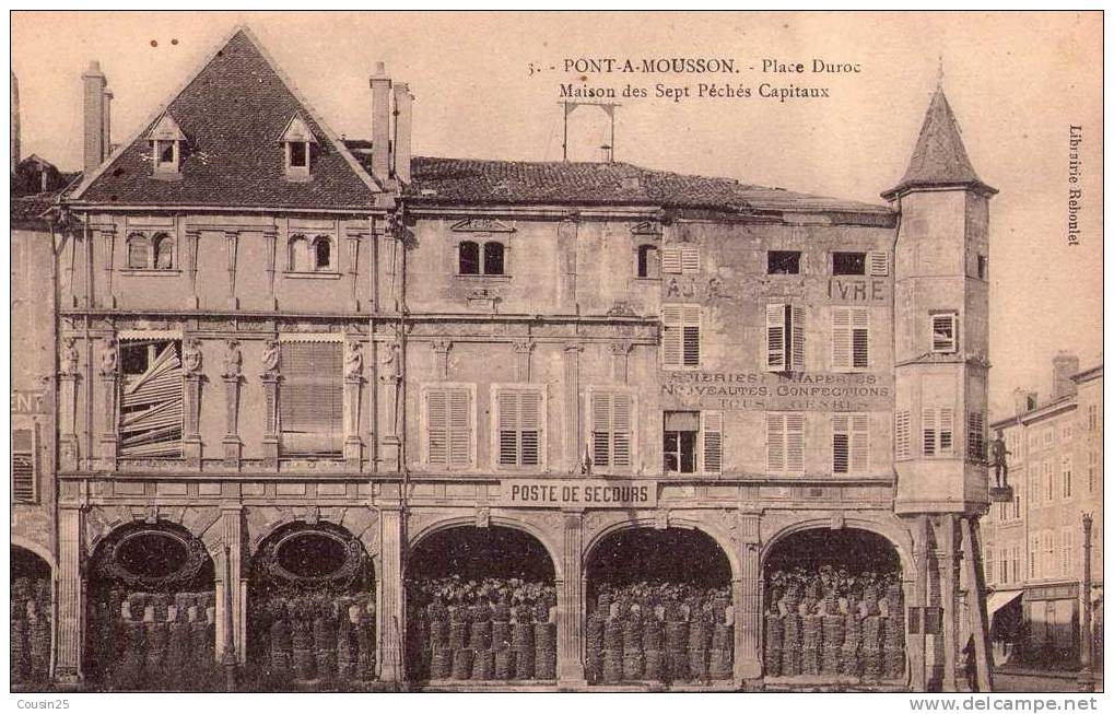 54 PONT A MOUSSON - Place Duroc - Maison Des Sept Pêchés Capitaux - Pont A Mousson