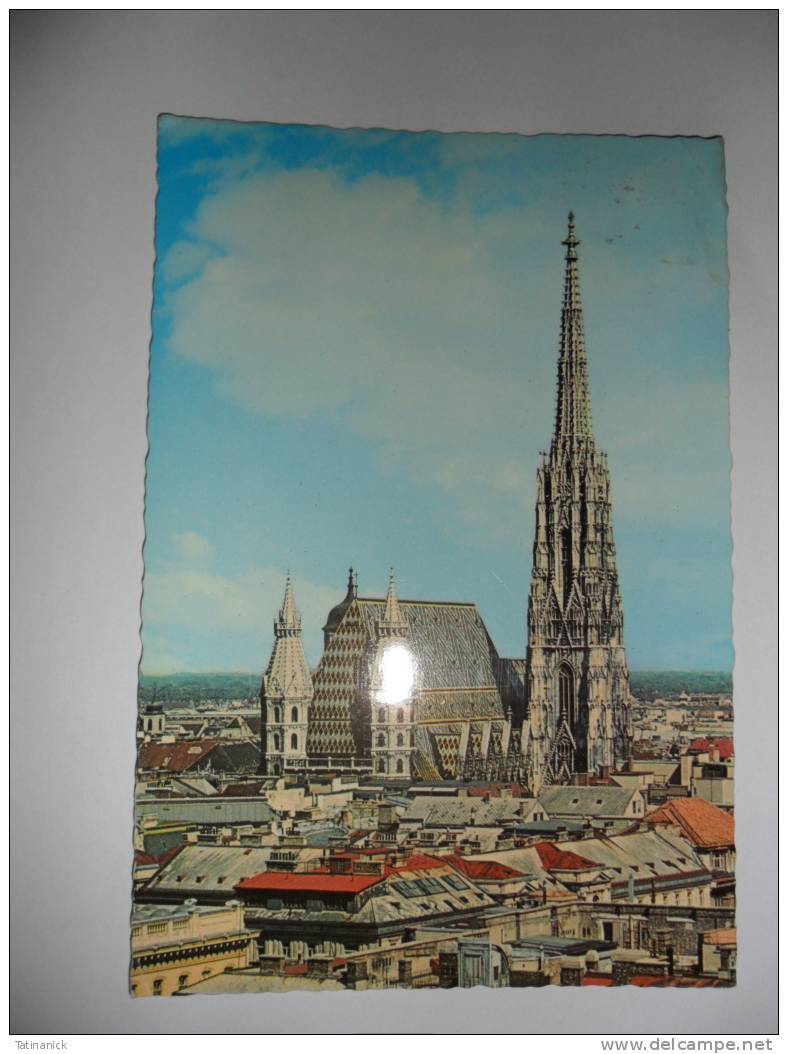 Vienne: Cathédrale St Etienne - Églises
