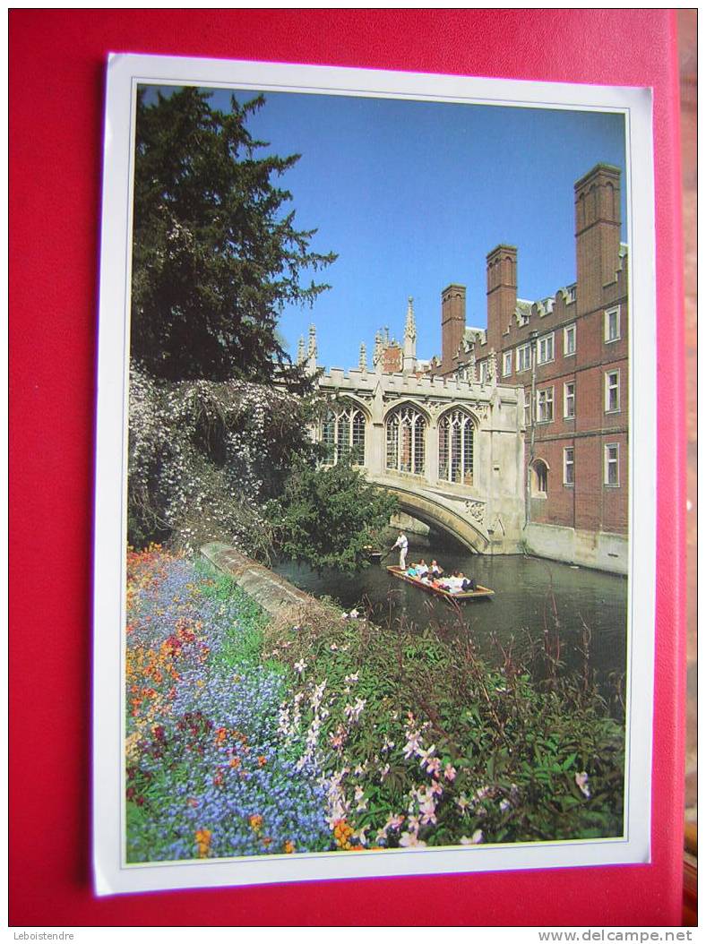 CPM-ANGLETERRE-CAMBRIDGE-THE BRIDGE OF SIGHS,ST JOHN'S COLLEGE-ANIMEE DANS BARQUE  -NON VOYAGEE-PHOTO RECTO /VERSO- - Cambridge