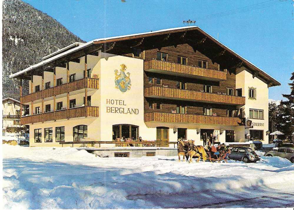 AK 72  Obsteig - Hotel Bergland / Familie Stafan Falkner Um 1970 - Sonstige & Ohne Zuordnung