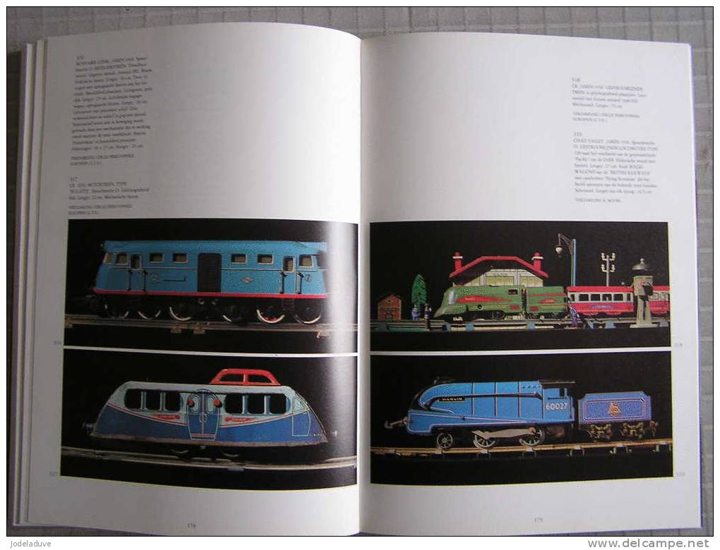 TREINTJES VAN  TOEN Modeltrein Train MODELISME - Sachbücher