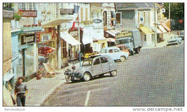 CPSM - Aubigny Sur Néré (18) - Rue Du Prieuré ( Animée Automobile Citroën 2CV Vélo Solex Editions Nivernaises ) - Aubigny Sur Nere