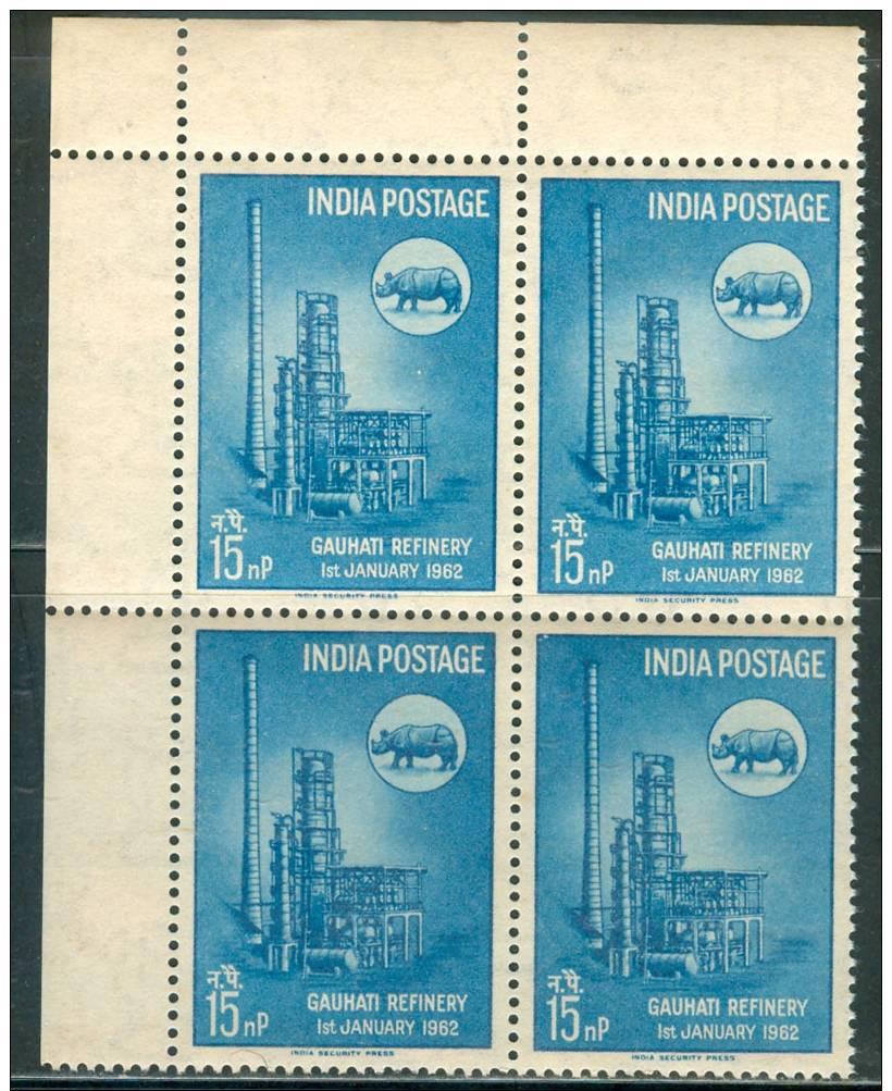 INDIA-1962-ASSAM OIL REFINERY-BLOCK  OF FOUR-MNH-SEE SCAN FOR CONDITION. - Unused Stamps