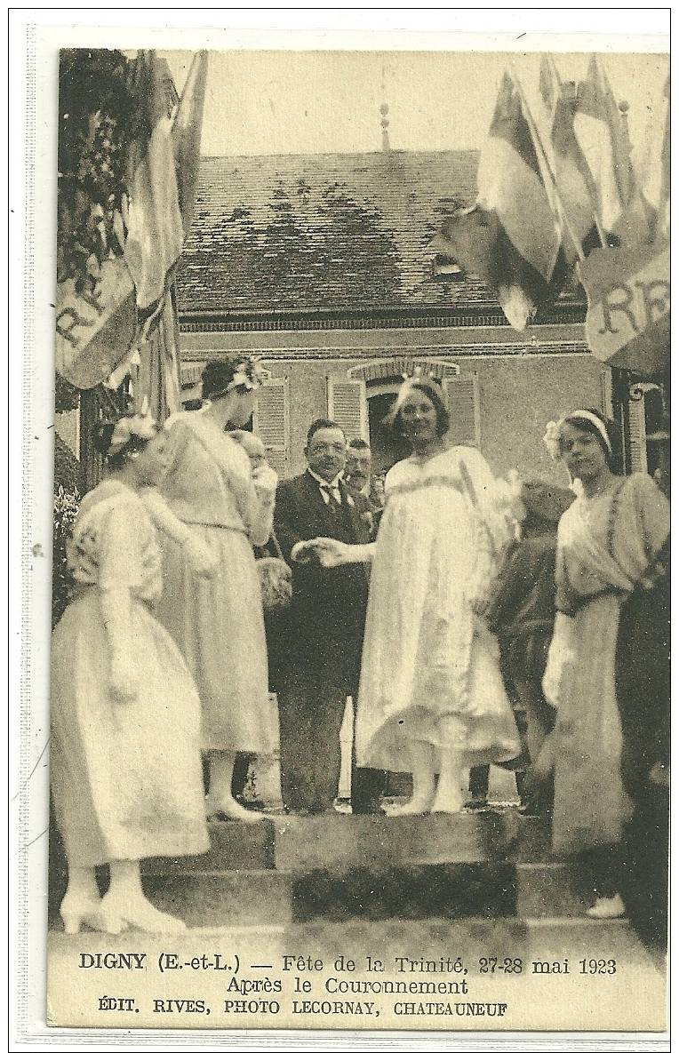 DIGNY FETE DE LA TRINITE 27  28 MAI 1923  GROS PLAN APRES LE COURONNEMENT - Autres & Non Classés