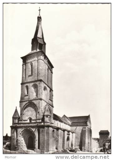 LA SOUTERRAINE  L'Eglise XIIIe Monument Historique - La Souterraine