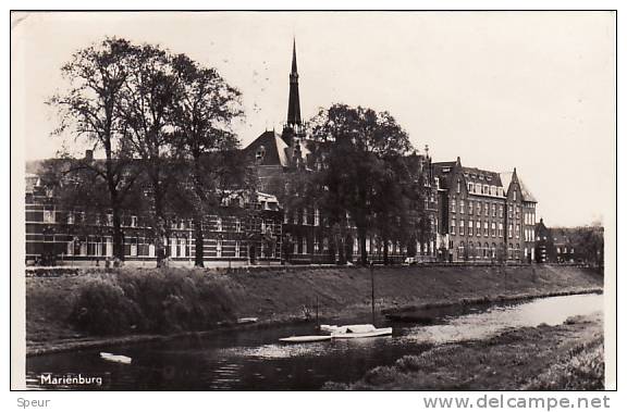 Den Bosch - Mariënburg, 1955, Echte Foto. Verzonden Naar Edmonton Door Priester. Achterkant Beschreven In Het Nederlands - 's-Hertogenbosch