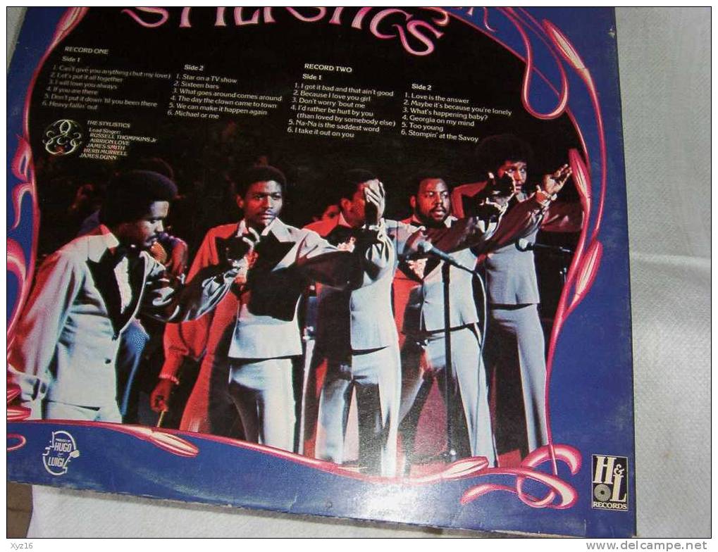 SPOTLIGTH On The STYLISTICS Compilation 1977 2 Disques H&L - Soul - R&B