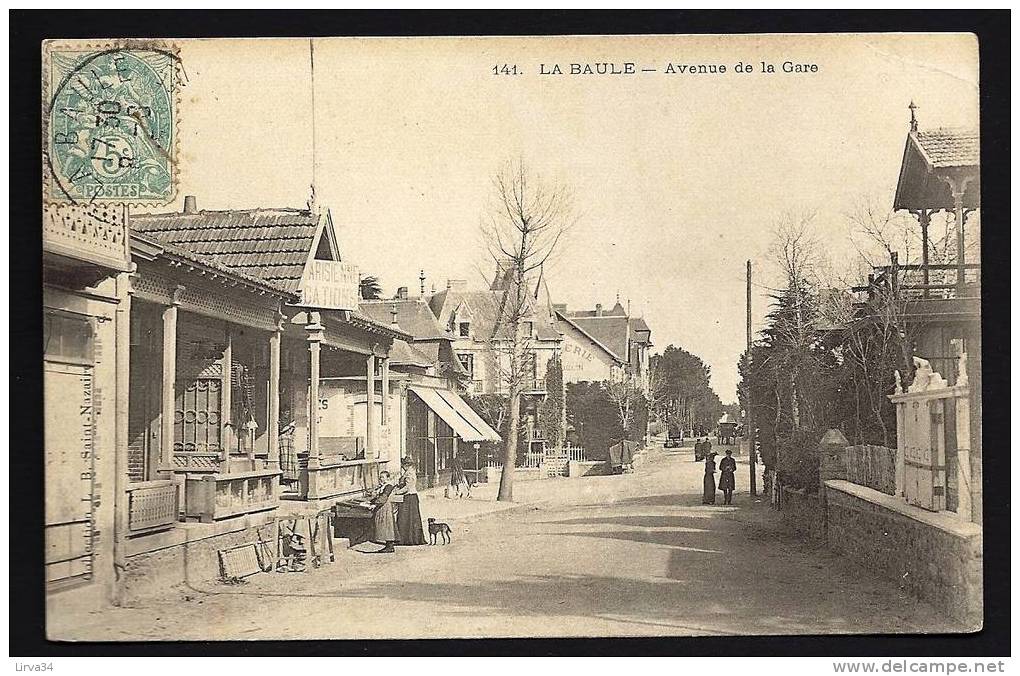 CPA  ANCIENNE- FRANCE- LA BAULE (44)- AVENUE DE LA GARE AVEC BELLE ANIMATION- COMMERCES SAISONNIERS- ATTELAGES - La Baule-Escoublac