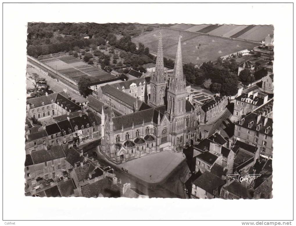 14 - La Délivrande        La Basilique - La Delivrande