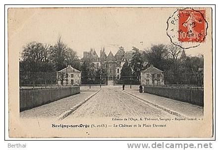 91 SAVIGNY SUR ORGE - Le Chateau Et La Place Davoust - Savigny Sur Orge