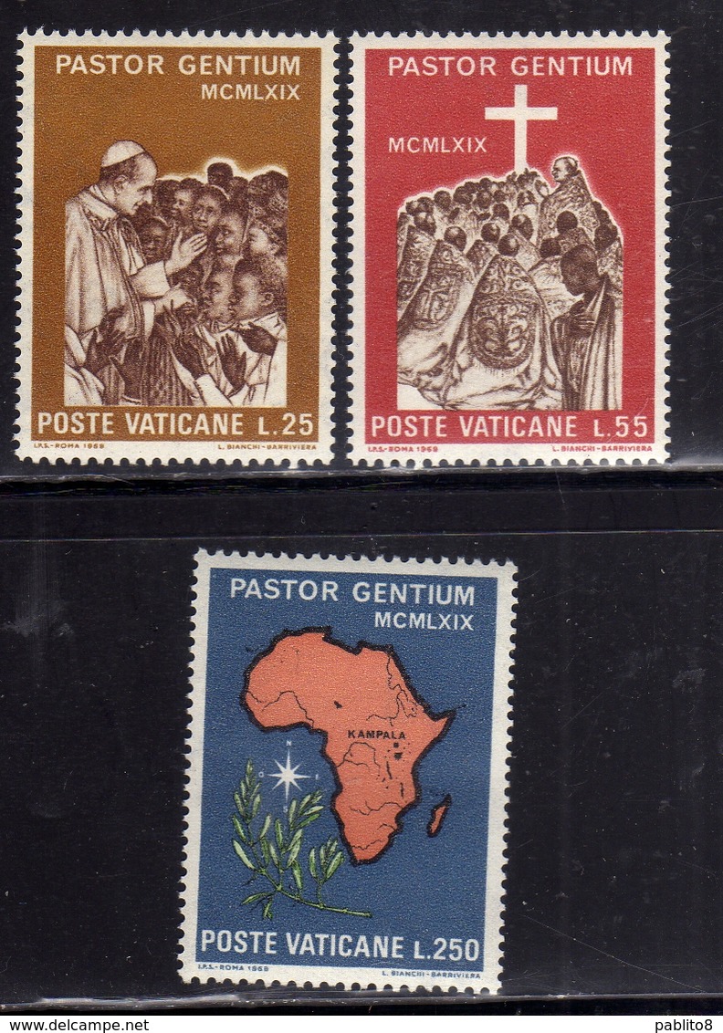 CITTA' DEL VATICANO VATIKAN VATICAN 1969 VISITA DEL PAPA PAOLI VI IN UGANDA SERIE COMPLETA COMPLETE SET MNH - Ungebraucht