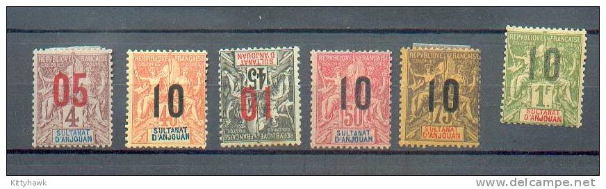 ANJ 29 - YT 21*-26*-27* Une Rousseur Au Verso-28*-29*-30* - Charnières Complètes - Unused Stamps