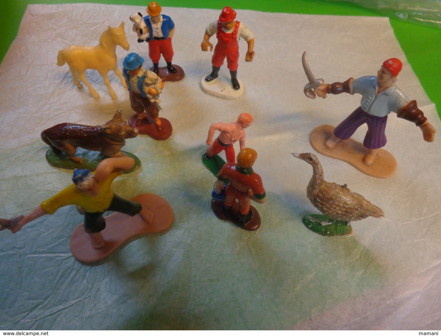 Lot De  Figurines  - Soldats Starlux -chien - En Plomb Et Autres Pour Personnages Oie Ou Canard - - Starlux