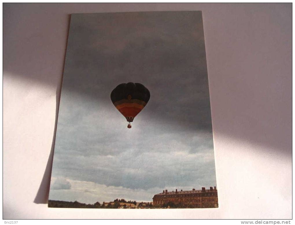 RECONSTITUTION DE L´ENVOL DES FRERES MONTGOLFIER - Luchtballon