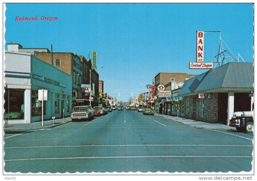 Redmond OR 1960s Vintage Postcard With Downtown Street Scene, Bank, Truck - Sonstige & Ohne Zuordnung