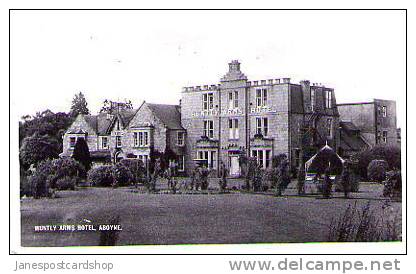 HUNTLY ARMS HOTEL - ABOYNE - REAL PHOTO - Aberdeenshire - GRAMPIAN - Aberdeenshire