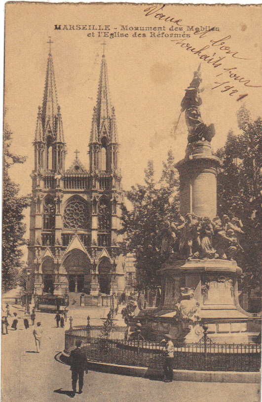 CPA De Marseille   Monument Des Mobiles Et L'Eglise Des Réformés 1921 (Carte De Carnet) - Monuments