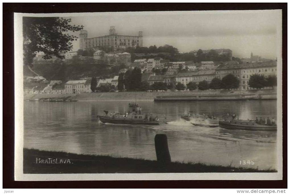 Cpa Carte Photo Slovaquie Bratislava  GP3 - Slovaquie