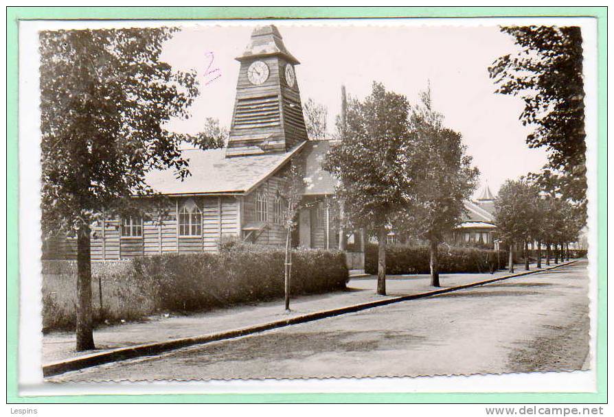 59 - SAINT POL Sur MER --  Cité Des Cheminots - L'Eglise Du Sacré Coeur - 1950-60 - Saint Pol Sur Mer