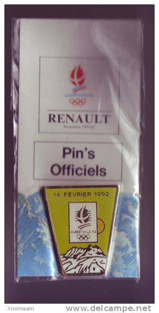 Renault - Voiture Officielle Albertville 92 - 14 Fevrier - Renault