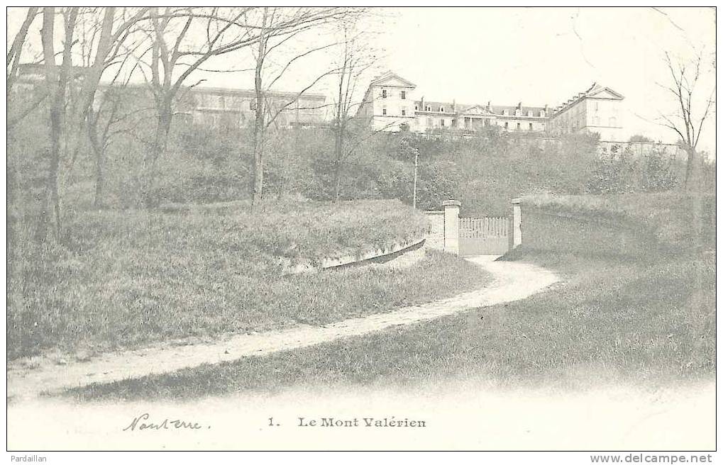 92.  LE MONT VALERIEN.  BEAU PLAN. - Mont Valerien