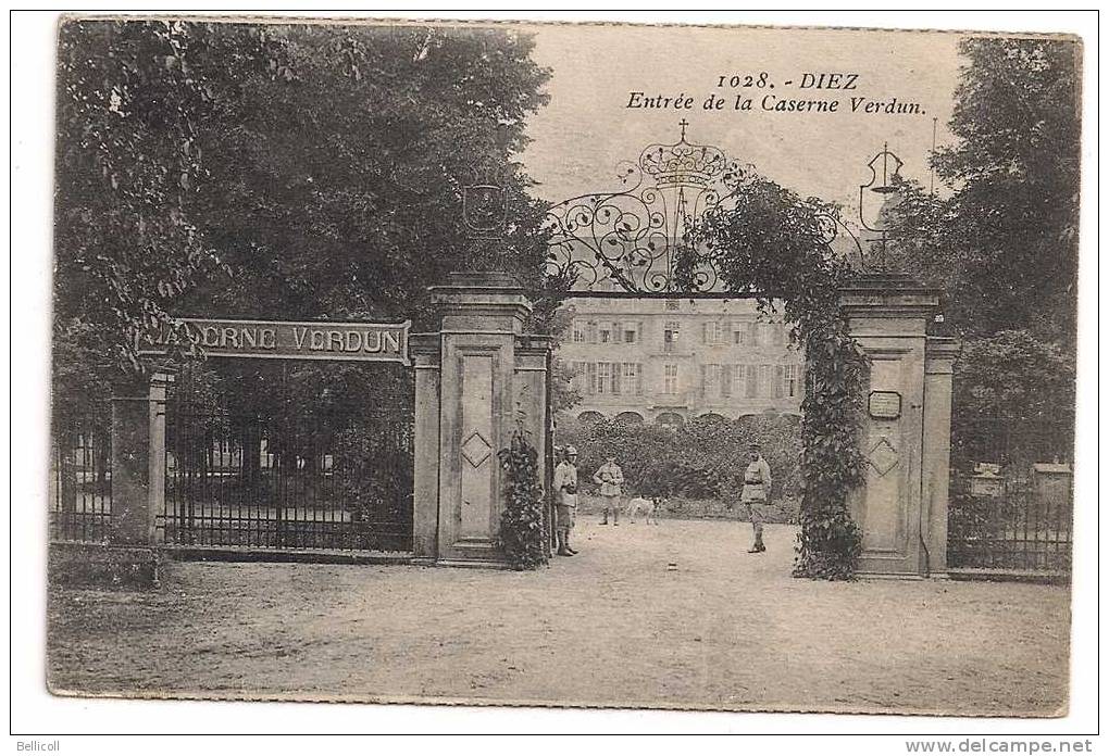 BOUCHOIR  (Somme)  Rue Principale  -  Maisons Bombardées; - Diez