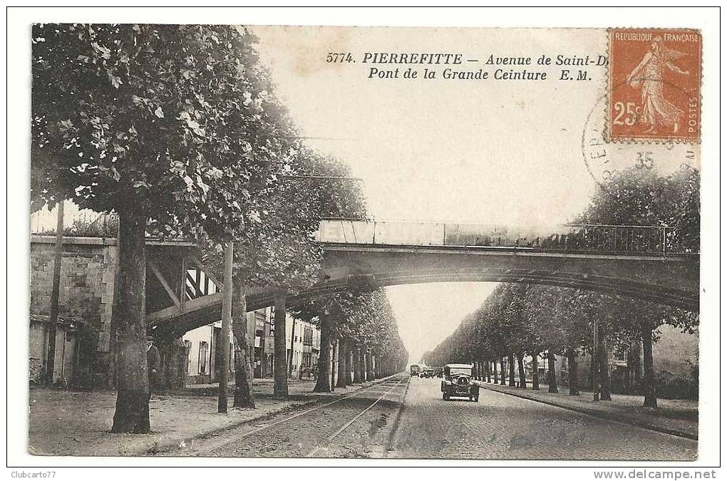 Pierrefitte-sur-Seine (93)  : Avenue De Saint-Denis Au Niveau Du Pont De La Grande Ceinture Env 1935 (animée). - Pierrefitte Sur Seine