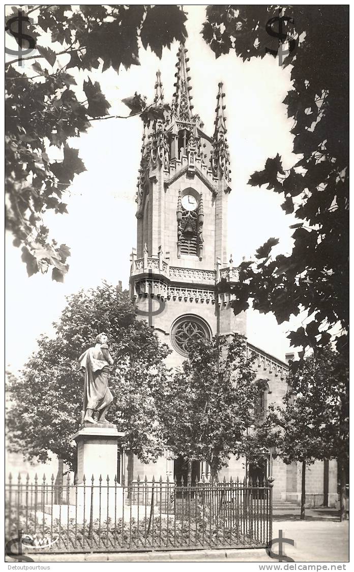 FEURS Loire 42 : L'église Notre Dame Et Son Jacquemard - Feurs