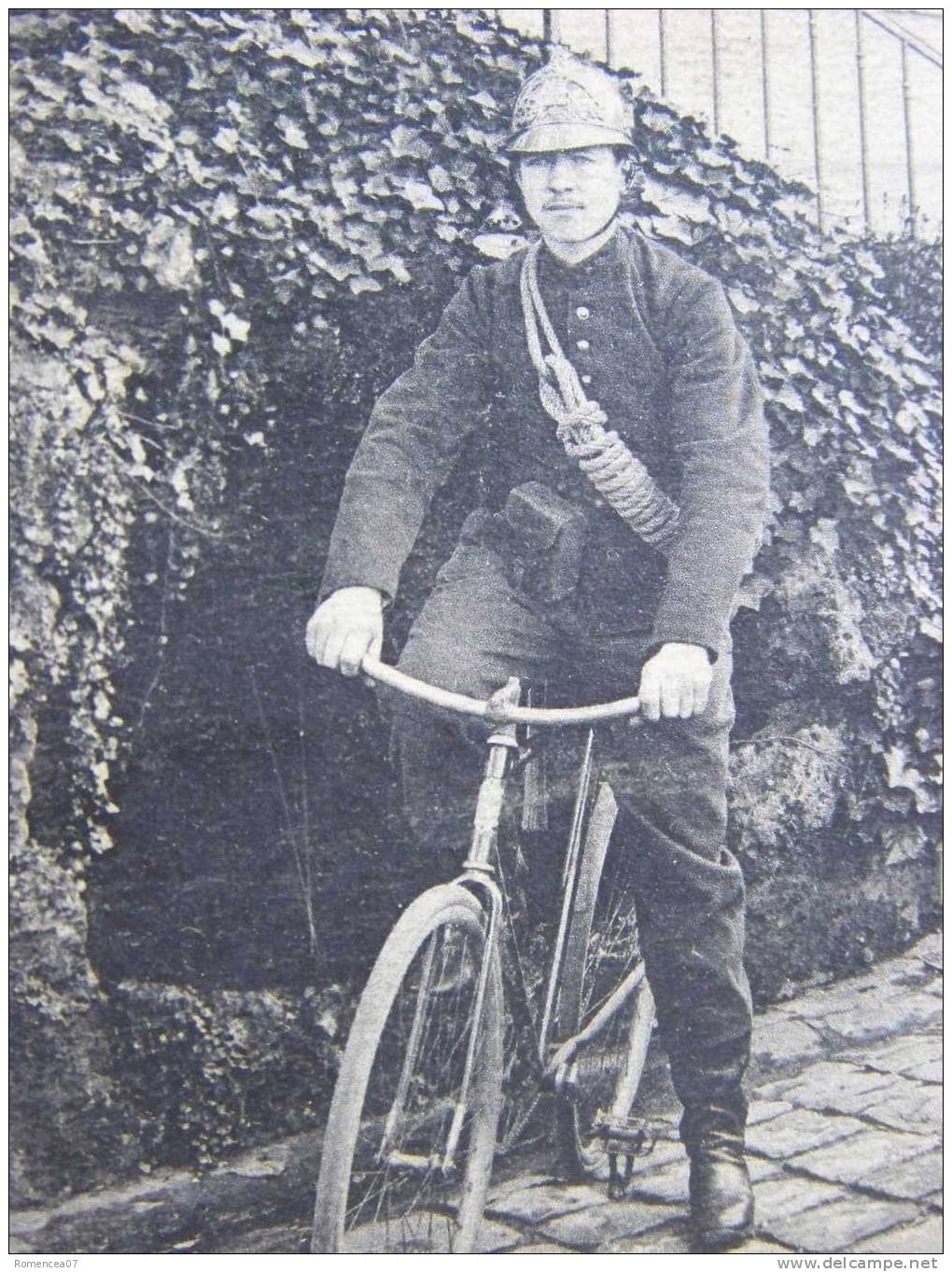 SAPEURS-POMPIERS De La Ville De PARIS - Sapeurs Cyclistes Partant Pour Un Feu De Cheminée - Voyagée Le 28 Février 1911 - Firemen