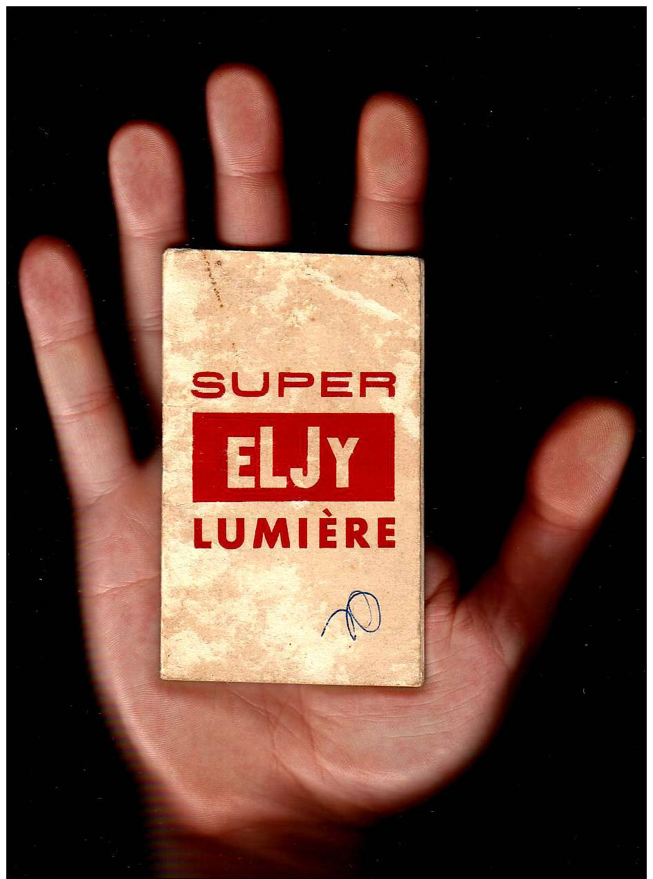 Petit Livret SUPER ELJY LUMIERE : LE PLUS PETIT DES APPAREILS PHOTOGRAPHIQUES DE PETIT FORMAT - Photographie