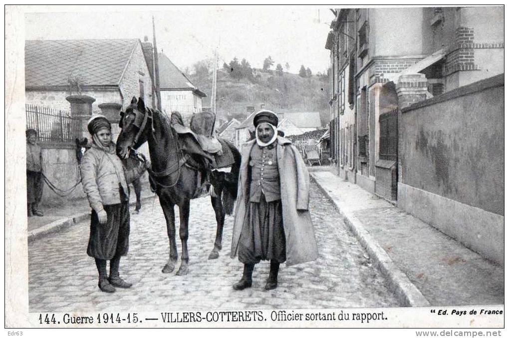 Militaria >  Guerre 1914-18 Villers Cotterets Officier Sortant Du Rapport - Guerre 1914-18