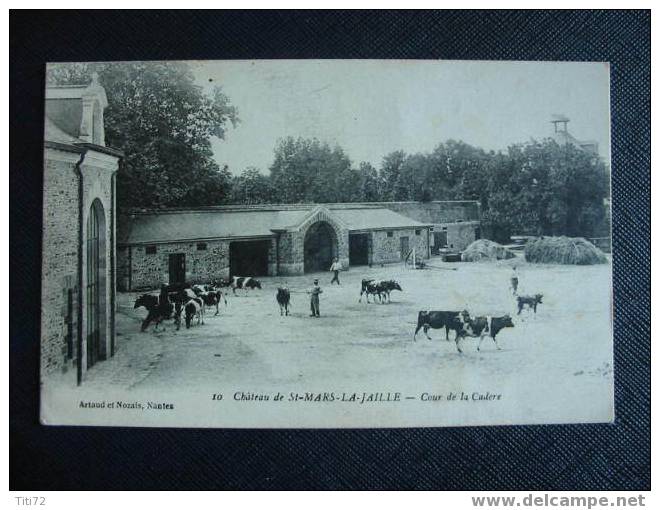 44 Chateau De SAINT MARS LA JAILLE   Cour De La Cadere  . Ferme. Vaches.. Loire Atlantique - Autres & Non Classés