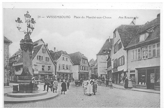 67 // WISSEMBOURG, Place Du Marché Aux Choux, ANIMEE - Wissembourg