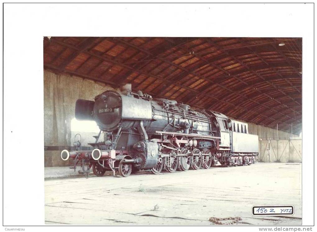 P 261  YUTZ  DEPOT SNCT LOCOMOTIVE 150 Z  Train PHOTO 17 X 24 CMS - Autres & Non Classés