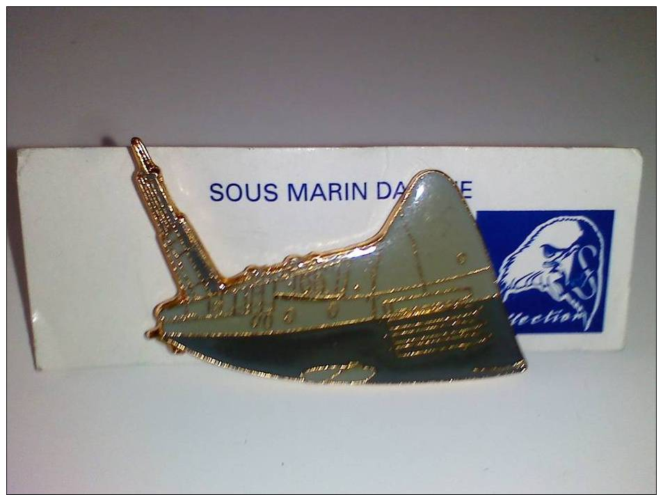 Sous Marin Daphné - Schiffahrt