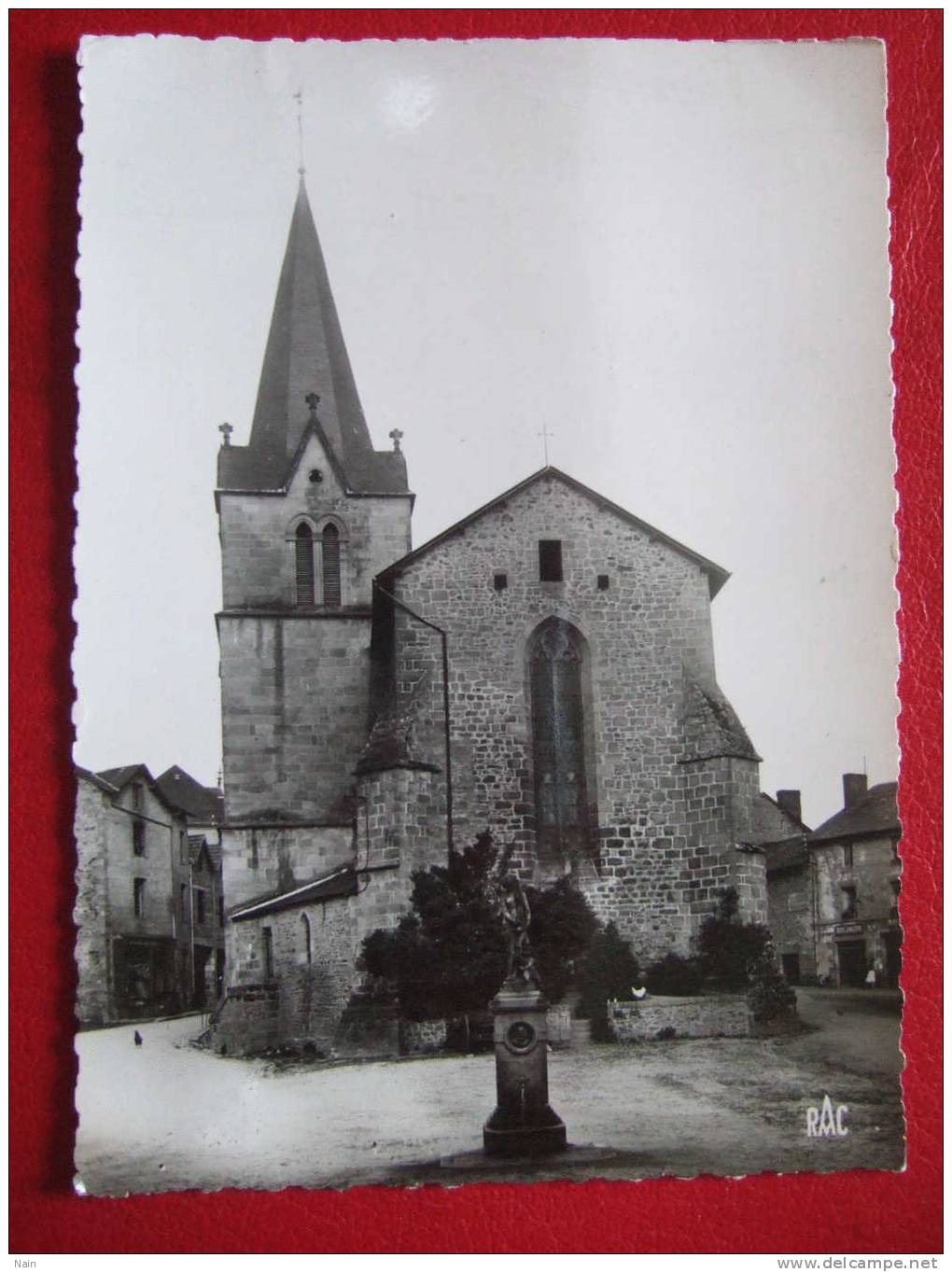 87 - AMBAZAC ( Hte Vienne ) - EGLISE N.D DE LA LIBERATION Xè Et XVè Siècle ...CPSM - - Ambazac