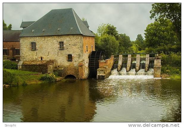 A58-03  @    Watermill Mill Moulin à Eau  Watermolen  , ( Postal Stationery , Articles Postaux ) - Mühlen