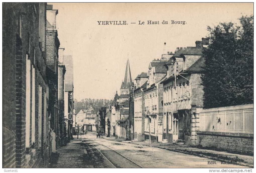 CPA (76) YERVILLE   -  Le Haut Du Bourg - - Yerville
