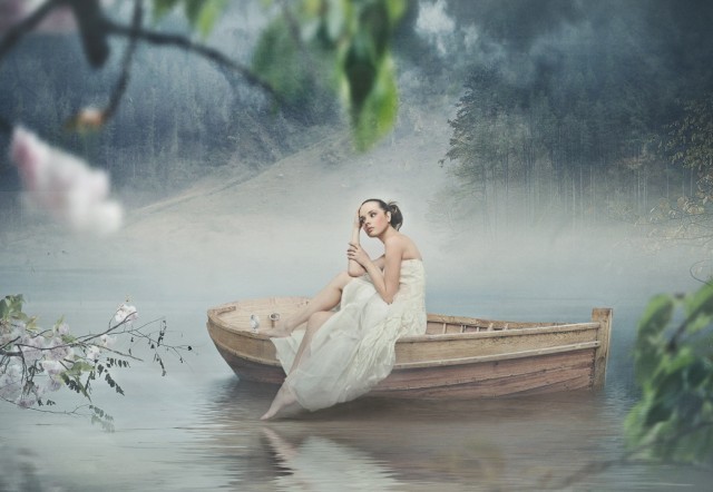 Art Print Reproduction On Original Painting Canvas, New Picture, Erotic Woman, Girl, White Dress, River, Boat, Nature - Otros & Sin Clasificación