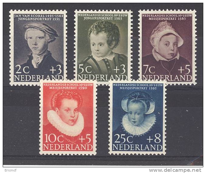 Netherlands 1956 Charity MLH(*) - Nuevos