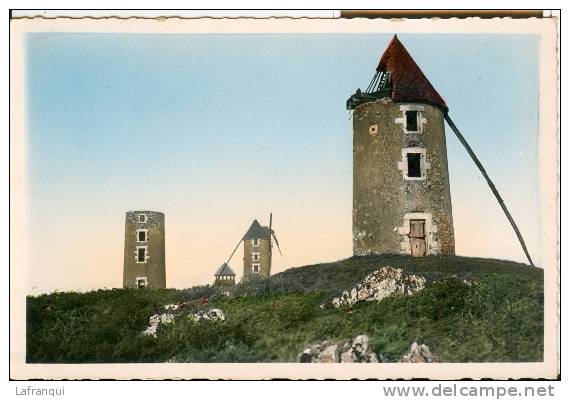 -vendée - Ref B471-mouilleron En Pareds- Les Moulins A Vent - Windmills   - Carte Bon Etat - - Mouilleron En Pareds